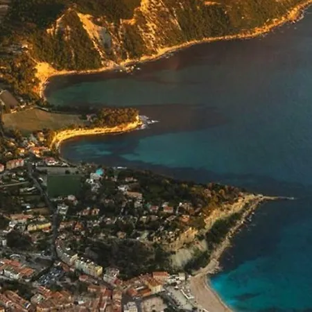 Appart Port Cassis Village Parking Exterior foto
